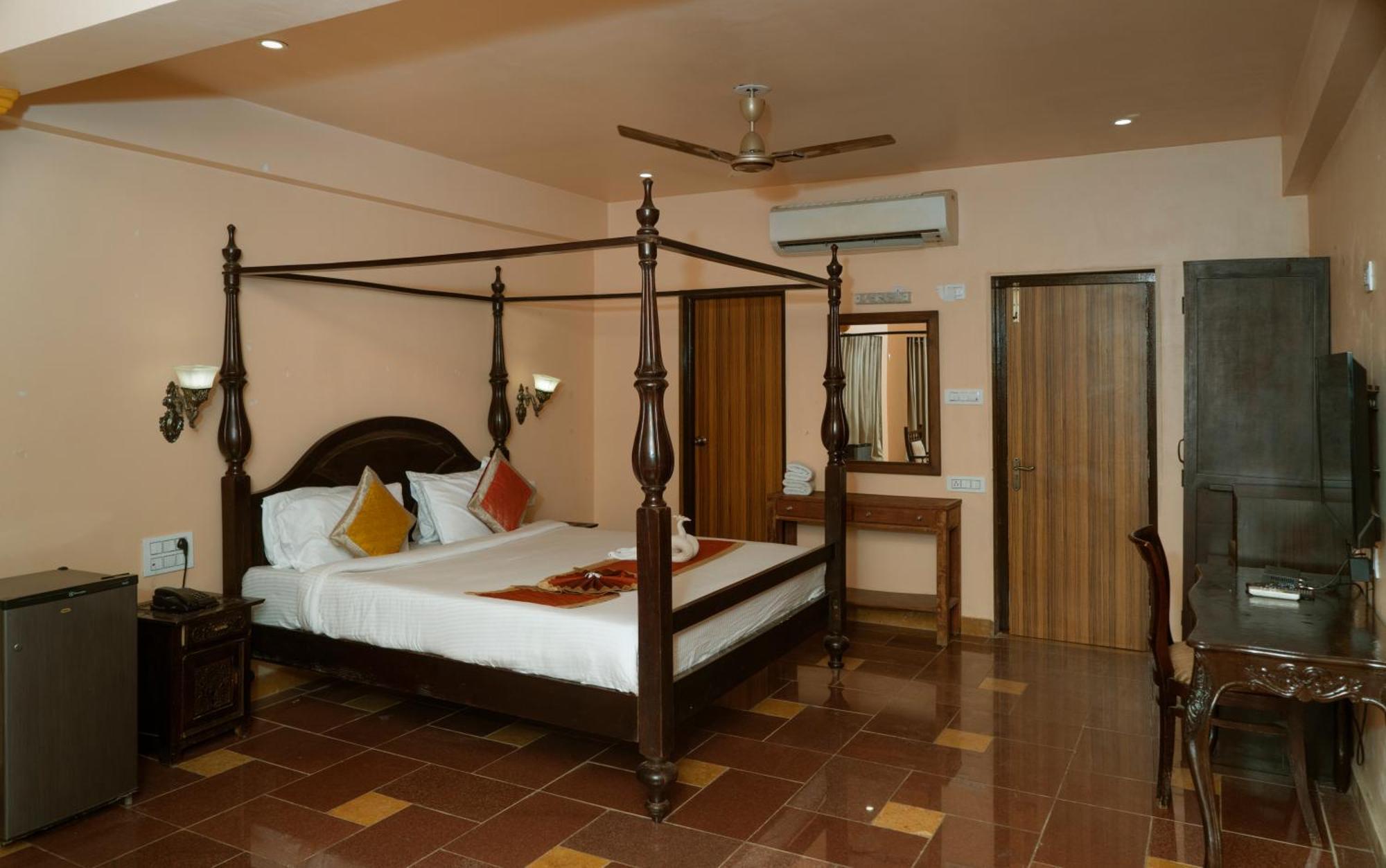 Udai Nature Valley Resort - A Peace Full Farmhouse Resort Udaipur Esterno foto