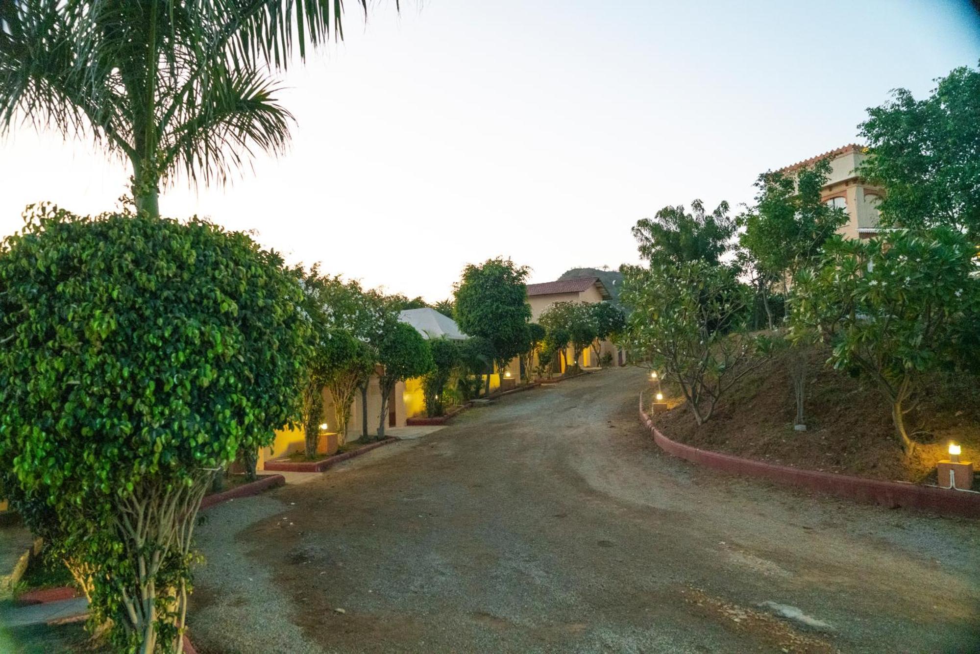 Udai Nature Valley Resort - A Peace Full Farmhouse Resort Udaipur Esterno foto