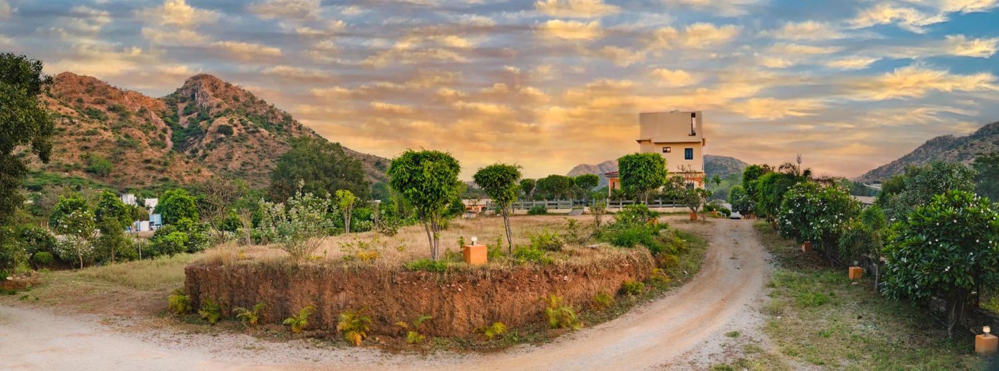 Udai Nature Valley Resort - A Peace Full Farmhouse Resort Udaipur Esterno foto
