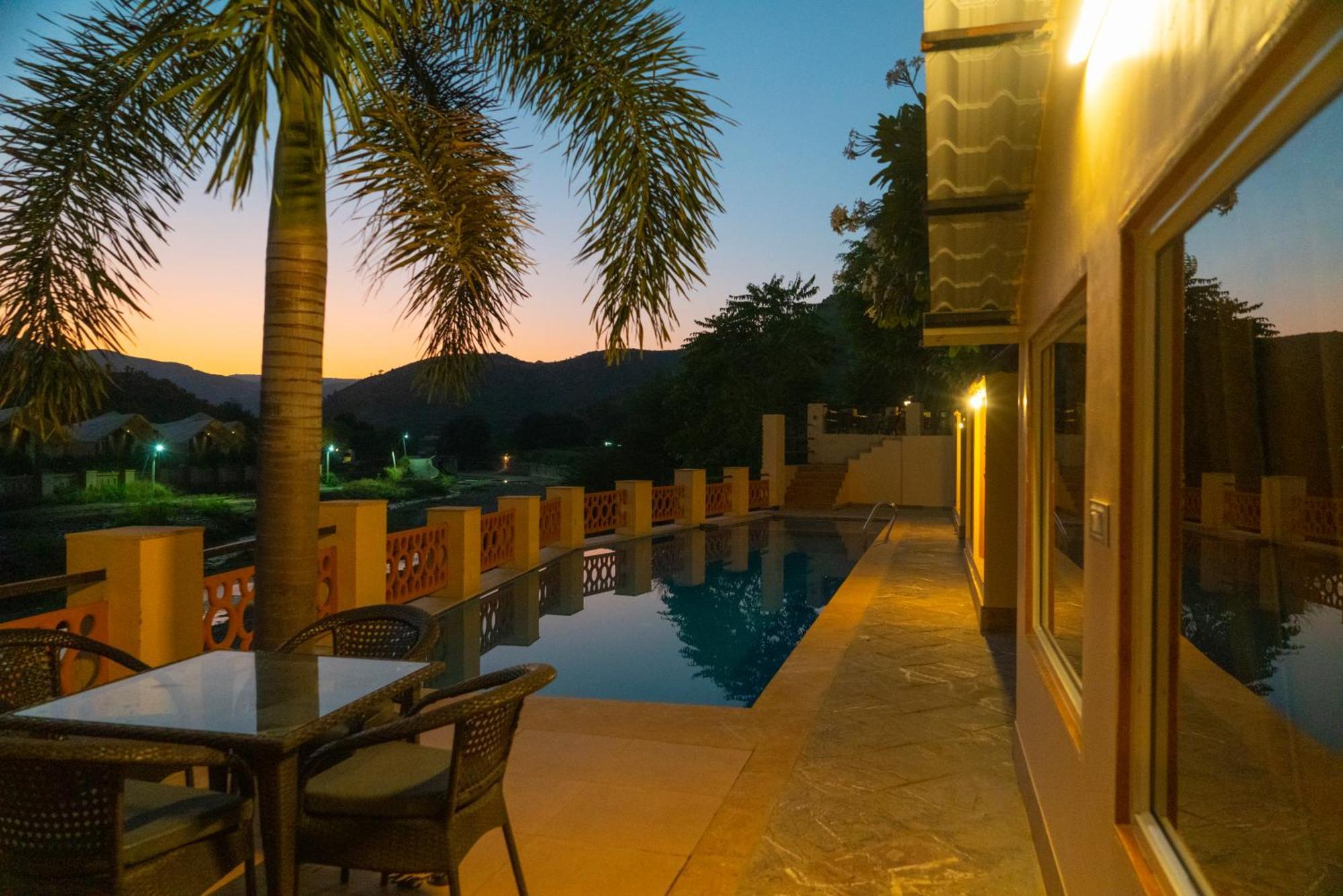 Udai Nature Valley Resort - A Peace Full Farmhouse Resort Udaipur Esterno foto