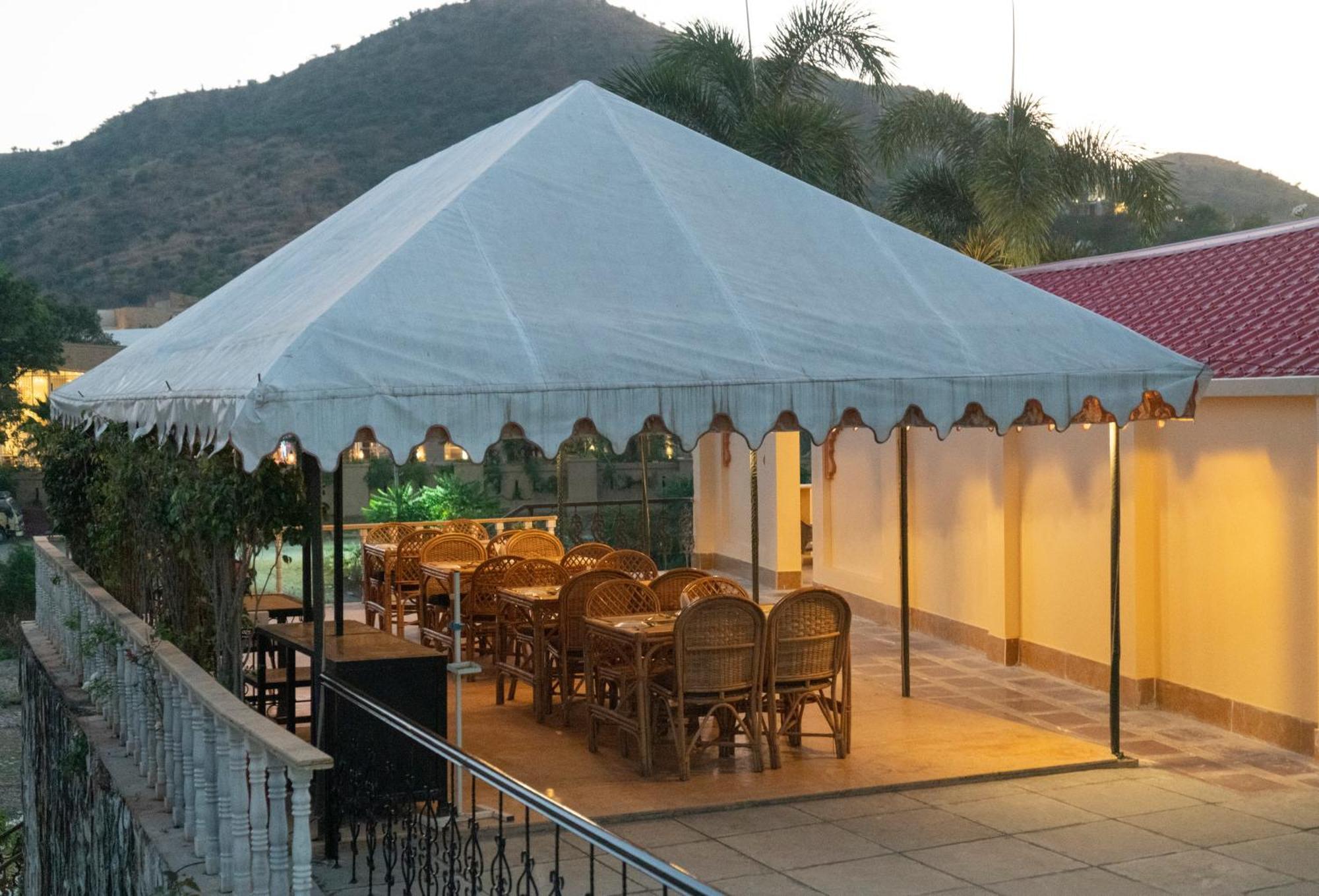 Udai Nature Valley Resort - A Peace Full Farmhouse Resort Udaipur Esterno foto